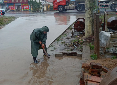 夏津县南城镇：50名村级便民服务代办员临时转战防汛防灾“急先锋”
