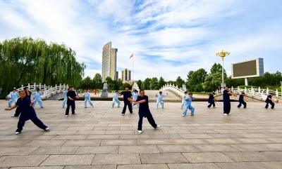 天衢新区宋官屯街道常兴社区开展“洪传陈式太极拳”展演活动