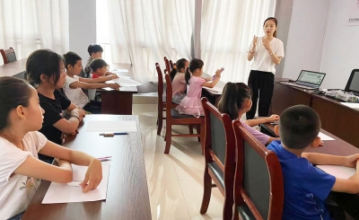 天衢新区宋官屯街道开展青少年志愿服务活动