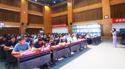 精准呵护促成长 家校联动育英才 | 教育名家名师德州大讲堂第四期开讲 