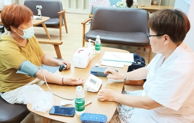 天衢新区宋官屯街道明月社区：健康服务进社区，倾听民意暖人心