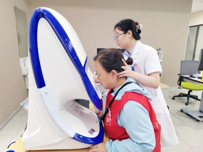 大德之州 大爱之城 | 德州爱尔眼科医院9万元的眼健康检查项目免费送给义工志愿者