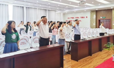 天衢新区宋官屯街道开展8月份主题党日活动