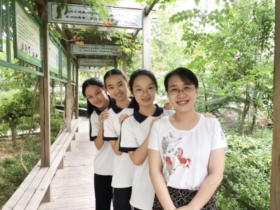 德报人物·听见 | 教育是一场魔术 讲述人：九中教师李娟