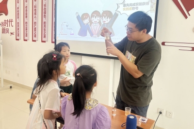 天衢新区宋官屯街道康博社区开展青少年科普实践活动