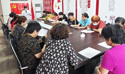 天衢新区宋官屯街道明月社区开展结核病防治宣讲活动