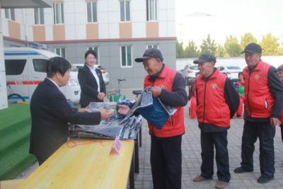 我们的节日 | 山东好人赵文英康养服务中心献爱心