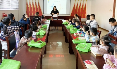 天衢新区宋官屯街道金鼎社区开展亲子奇趣课堂