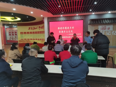 陵城区神头镇：开展非遗剪纸走进黄河大集活动