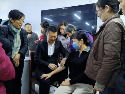 齐鲁医院德州医院“德医科普讲堂”走进德城区老年大学