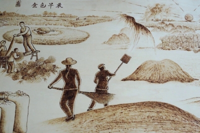 以铁为笔、以火为墨 德州乐陵手艺人木板上烙出绝美丹青