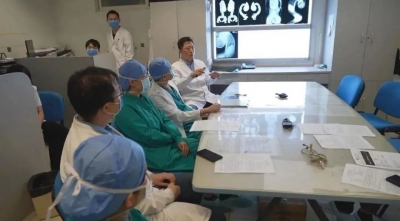 身体折叠180度，德州男孩在北大医院顺利手术！