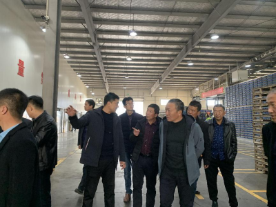 抬头寺镇 | 党课搬进企业生产车间