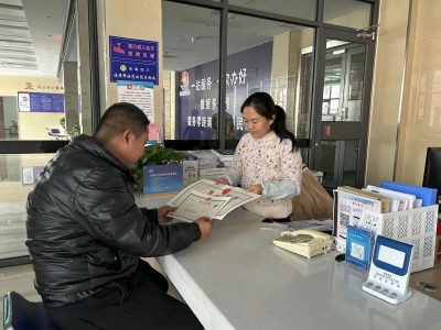 庆云县常家镇便民服务中心：推行“AB岗”，服务不断档