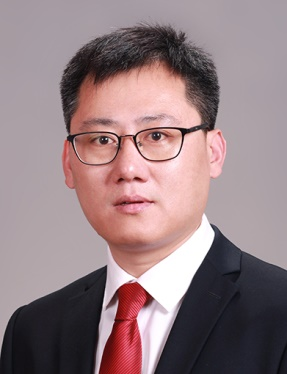 李明