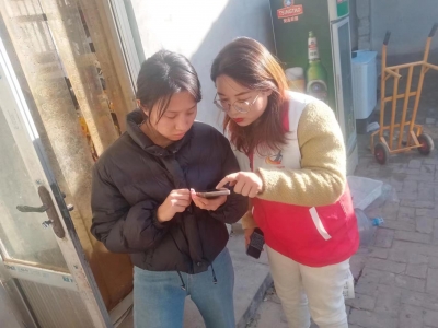 陵城区边临镇网格员深入宣传《反有组织犯罪法》 | 增强群众防范意识