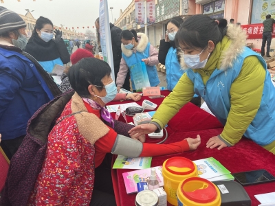 陵城区开展2024年文化科技卫生“三下乡”集中服务活动