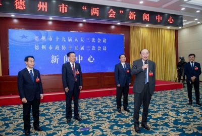 德州市领导看望慰问市两会新闻工作者 田卫东朱开国卜祥联参加