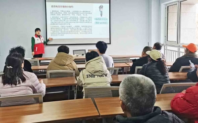 天衢新区宋官屯街道沙王社区开展防电诈宣传活动