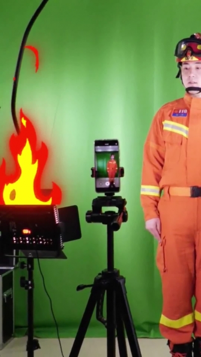 如何扑救电器火灾？