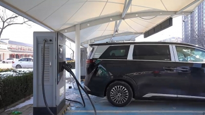 庆云县：“体检”充电桩 助新能源车“满电”出行 