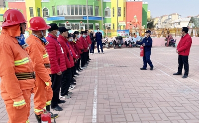 天衢新区宋官屯街道十二里庄社区开展消防演练活动