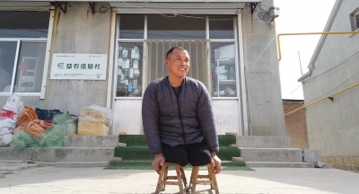 乐陵“无腿乐哥”安鹏飞：板凳当腿走出坚强人生
