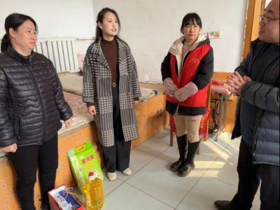 陵城区郑家寨镇：爱心企业情暖“三八”妇女节