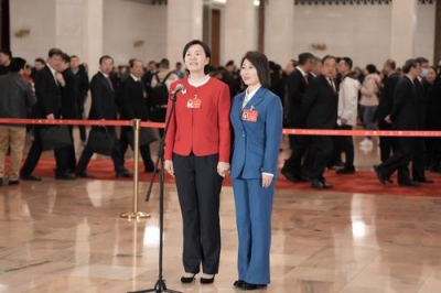 词｜范恩露：浪淘沙 · 妇女节有感