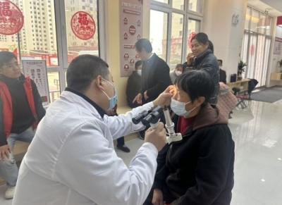 宁津津城街道：义诊进社区