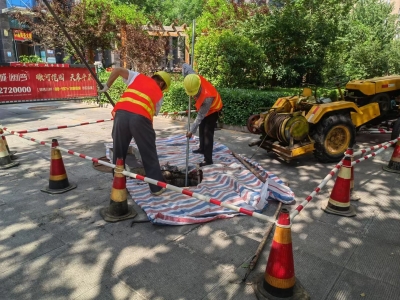 德州市区15条道路22条路段排水“主动脉”清淤  