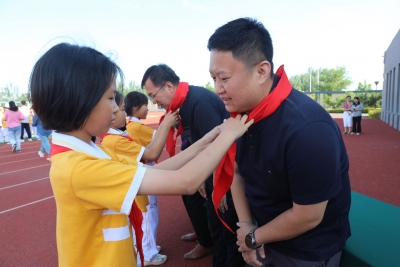 山东华宇工学院为德州市实验小学春晖校园捐赠教育教学设备