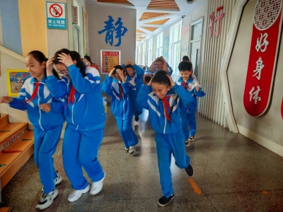 ​防震于心 安全于行 | 德州市新湖北路小学开展防震安全疏散演练