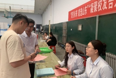 德州市住房公积金管理中心德城区管理部：走进德州学院宣传“英才聚德”补贴政策