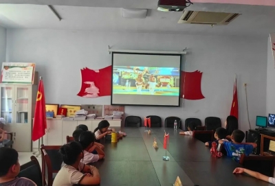 民生实事进行时 | 德城区天衢街道贾庄社区开展“梦想启航 快乐成长”观影活动