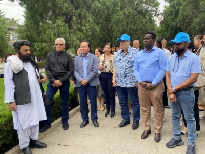 新华鲜报 | 十多位驻华使节“做客”山东：这里的文化和发展让人大开眼界