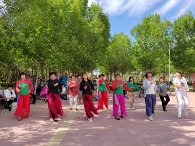 陵城区宋家镇 | 广场舞展演丰富群众文化生活