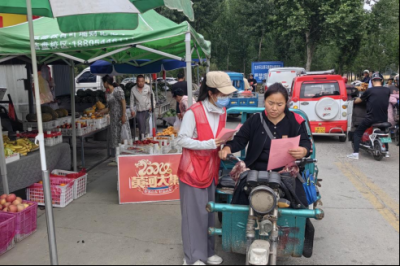 我为群众办实事 | 陵城区临齐街道开展“禁毒宣讲进大集”活动