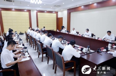 林武参加所在党支部党纪学习教育主题党日活动并讲纪律党课