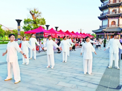 齐河县中医药文化夜市大型义诊火热开张