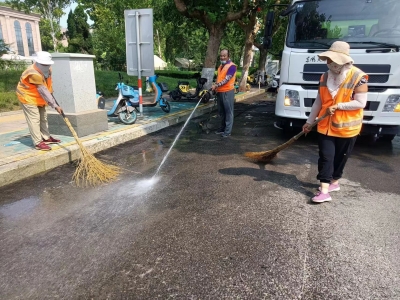德州环卫：集中整治城区停车位积尘  提升环境卫生整体水平