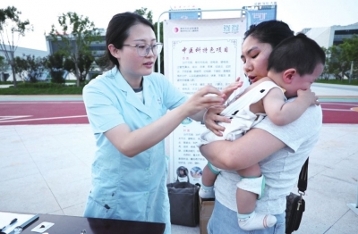 德州市妇幼保健院：义诊进公园 服务零距离