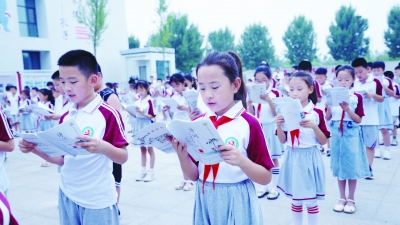 陵城区：优化假期托管模式，托起学生多彩暑期
