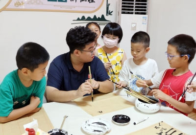 德城区总工会开展爱心暑托班活动 