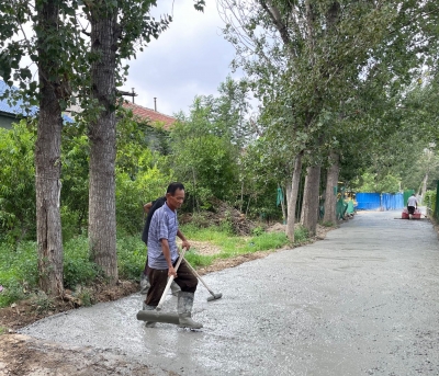 禹城市市中街道：党建引领办实事 修路便民暖人心