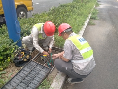 照亮市民出行路！德州天衢新区尚德十路路灯“上新”