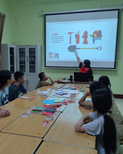 齐河县晏城街道永和社区开展“快乐成长 童心飞扬”儿童创意手工活动