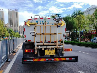 德城城管：开展节前“大扫除”“洁净”过中秋行动  