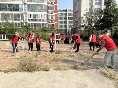 乐陵公路分中心开展“美化环境迎国庆”志愿服务活动 