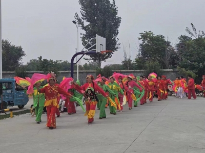 民事实事进行时 | 德城区天衢街道罗家院社区举办喜迎国庆文艺演出